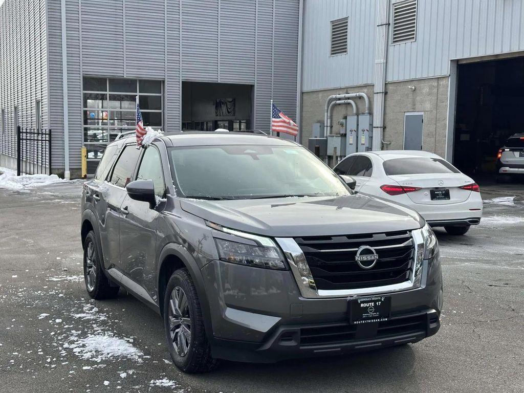 used 2024 Nissan Pathfinder car, priced at $23,995