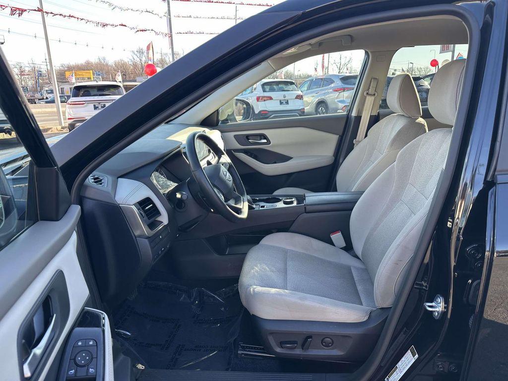 used 2025 Nissan Rogue car, priced at $19,997