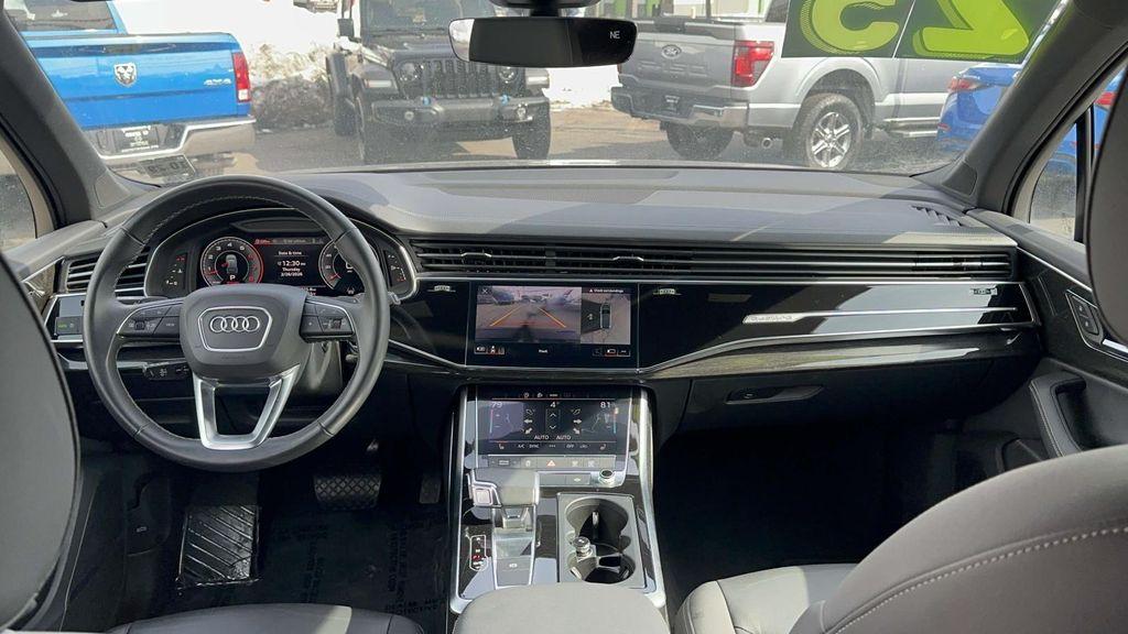 used 2025 Audi Q7 car, priced at $47,990