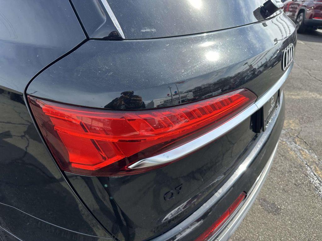 used 2025 Audi Q7 car, priced at $47,990