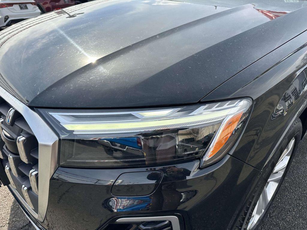 used 2025 Audi Q7 car, priced at $47,990