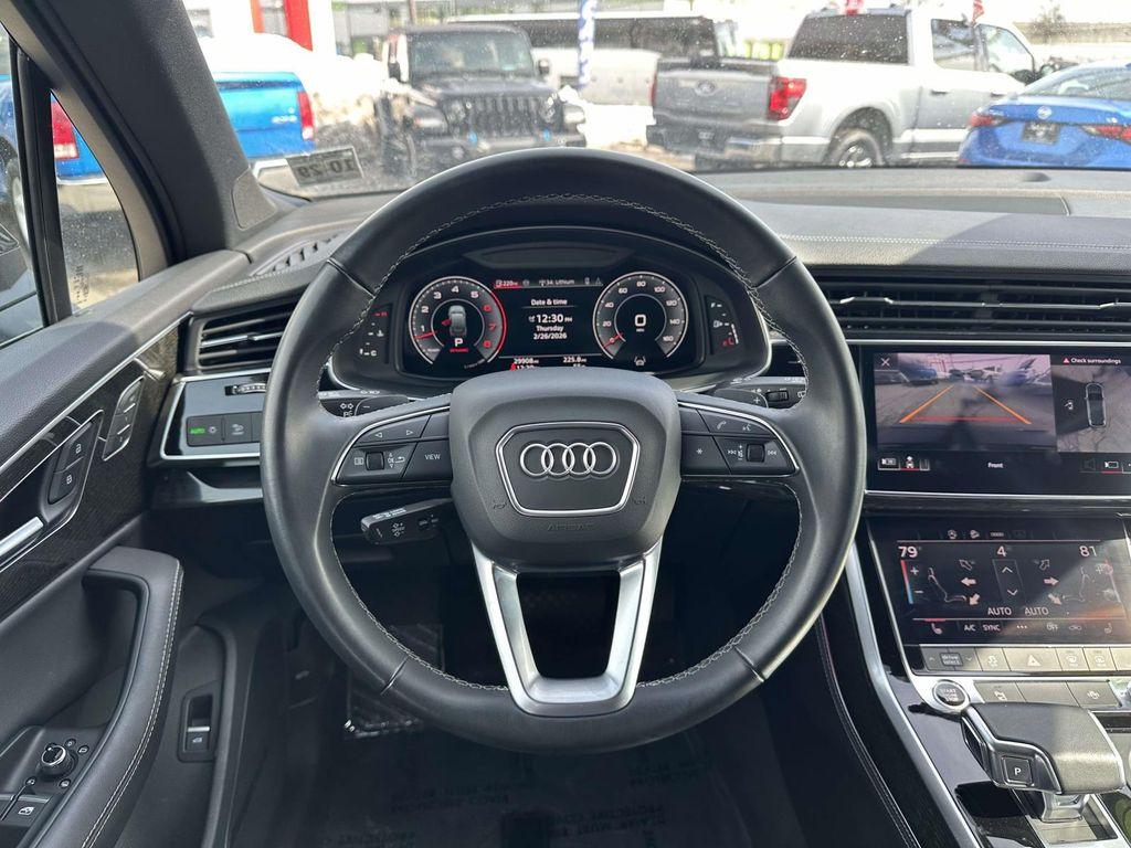 used 2025 Audi Q7 car, priced at $47,990