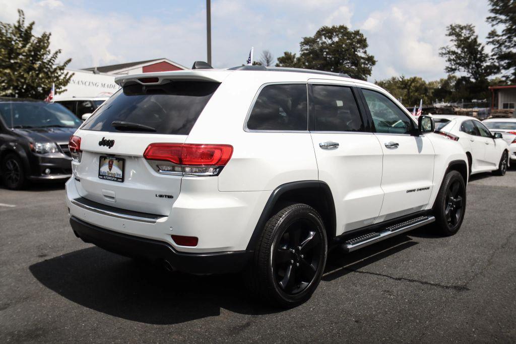 used 2014 Jeep Grand Cherokee car, priced at $9,586