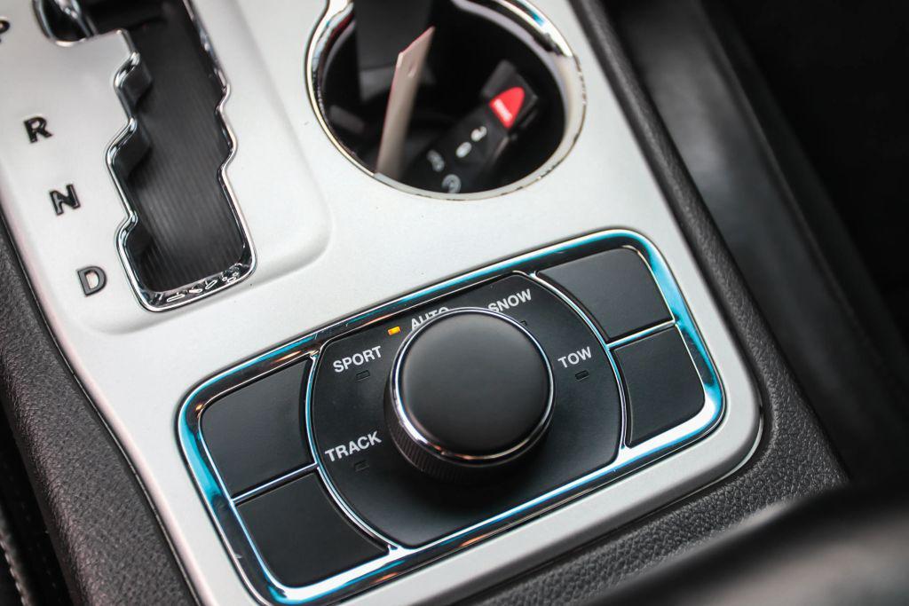 used 2013 Jeep Grand Cherokee car, priced at $25,786