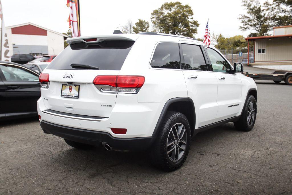 used 2017 Jeep Grand Cherokee car, priced at $12,286