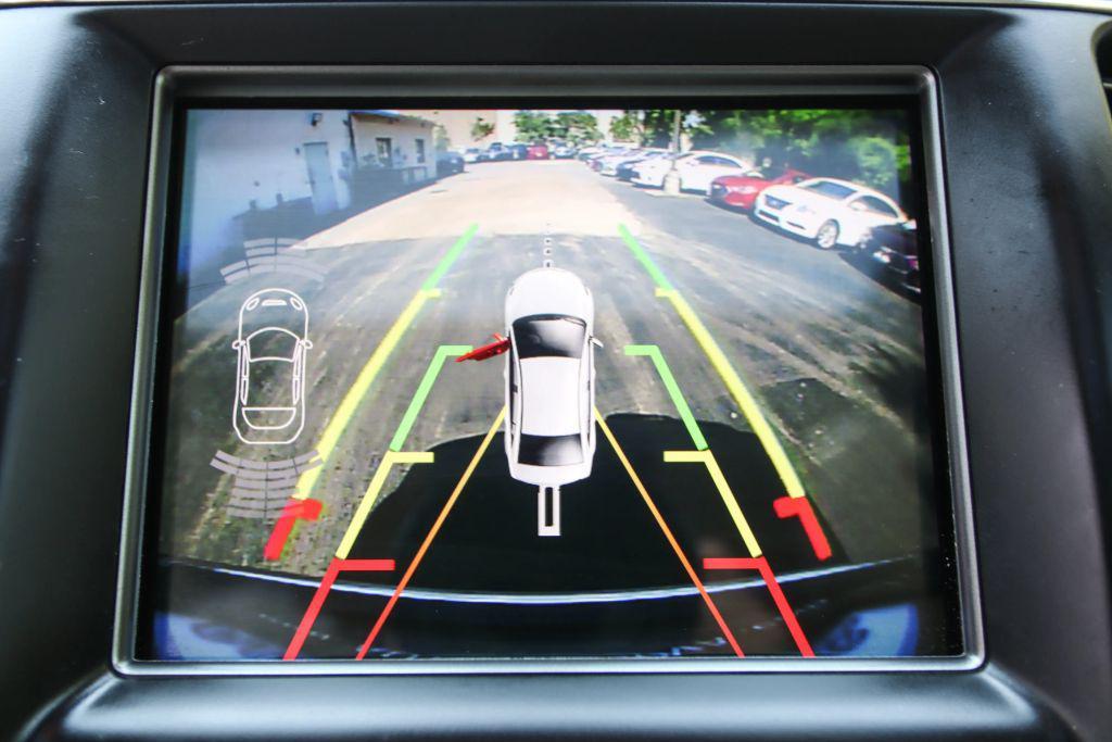 used 2018 Jeep Grand Cherokee car, priced at $16,386