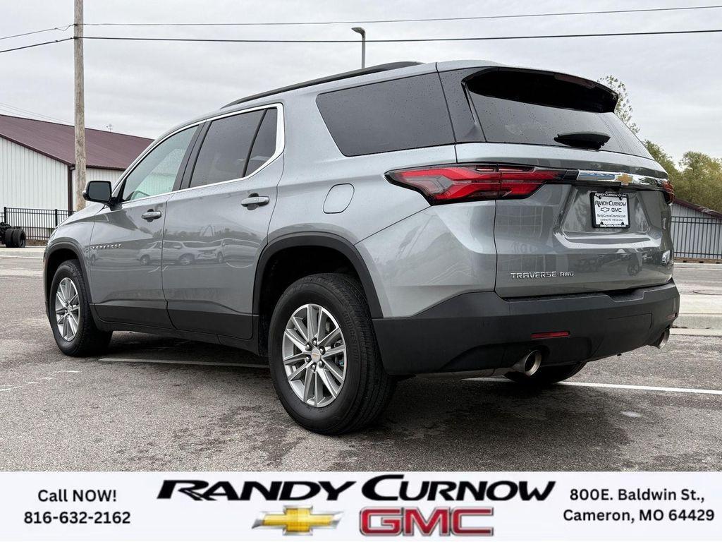 used 2023 Chevrolet Traverse car, priced at $30,388
