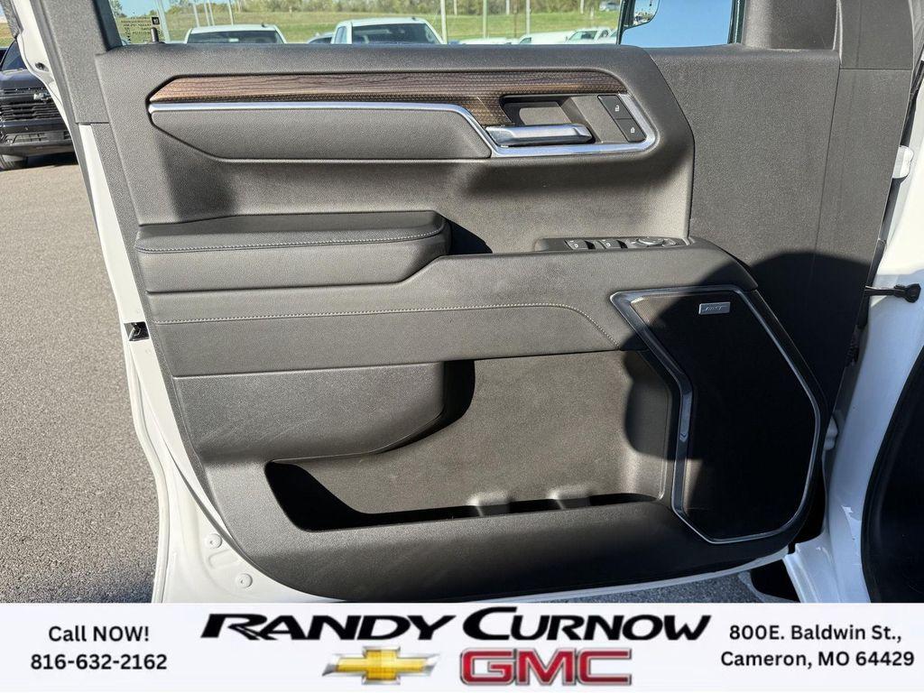 used 2023 Chevrolet Silverado 1500 car, priced at $43,981