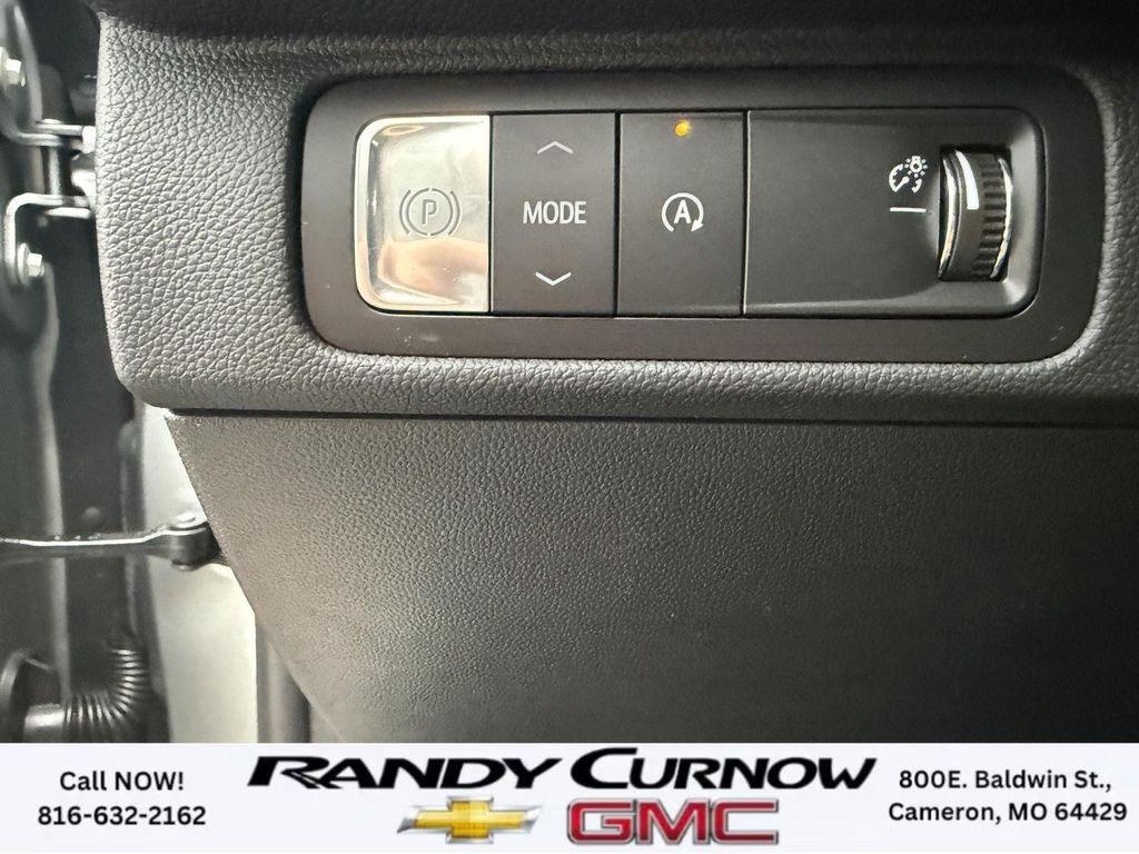 new 2026 Chevrolet Traverse car, priced at $41,495