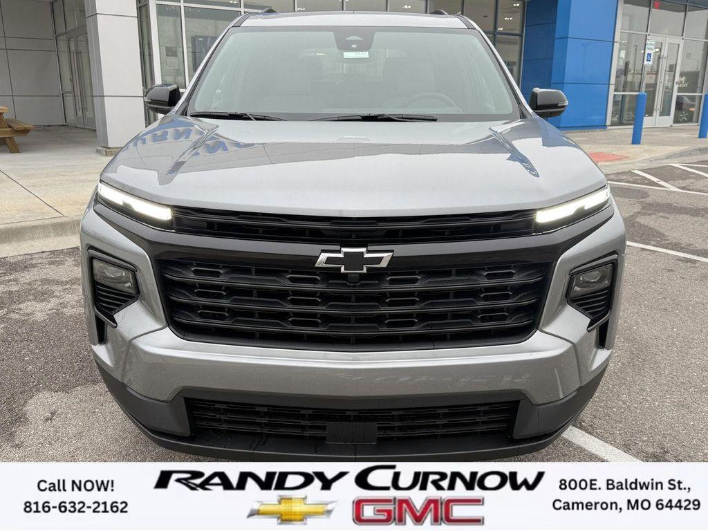 new 2026 Chevrolet Traverse car, priced at $41,495