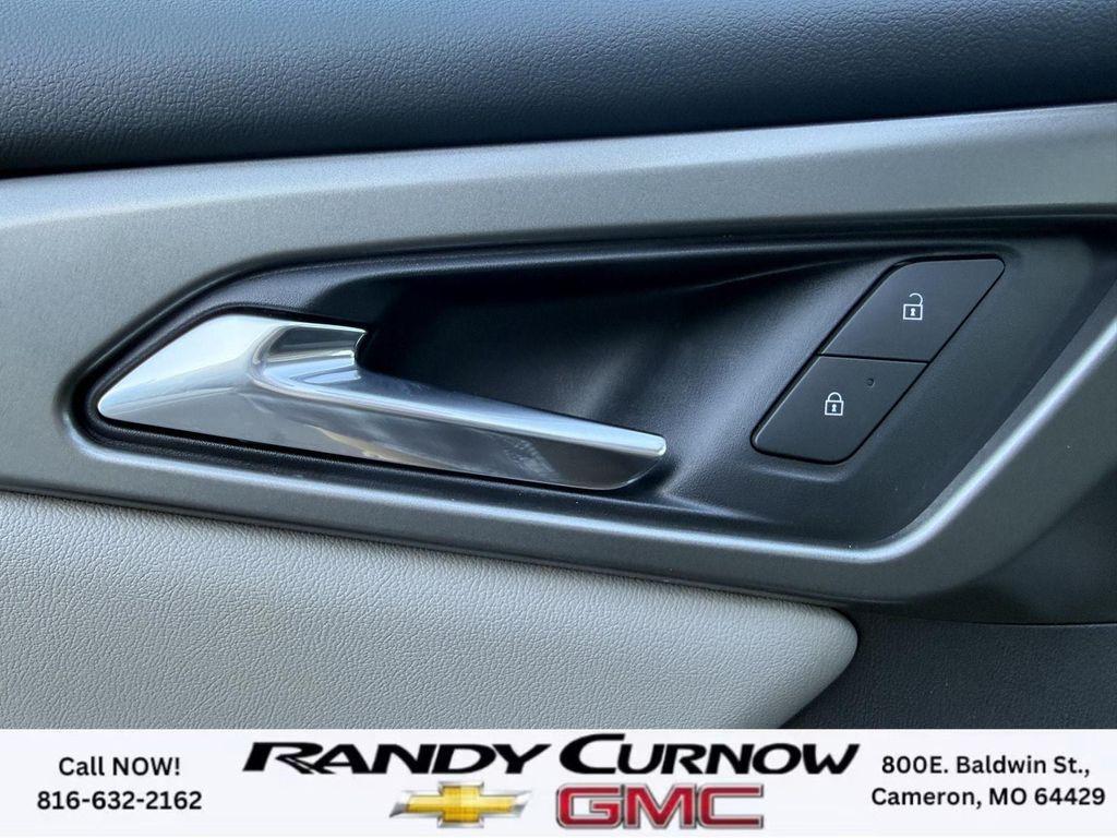 new 2026 Chevrolet Traverse car, priced at $40,388