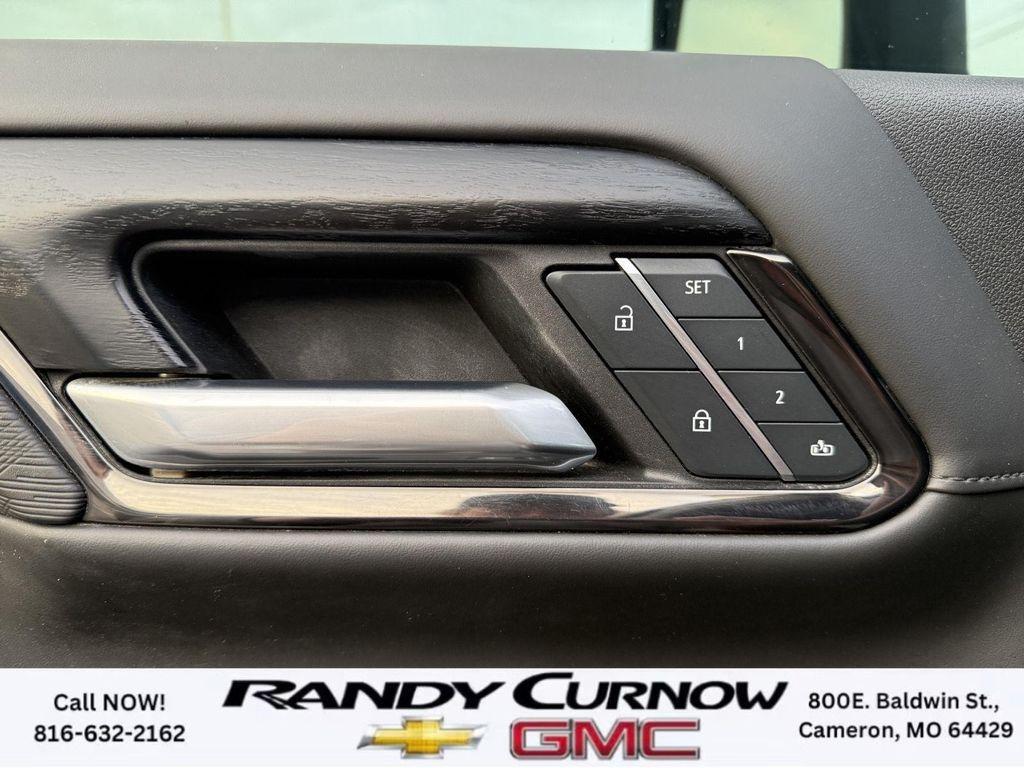 used 2025 GMC Sierra 2500 car, priced at $81,885