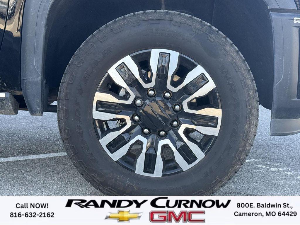 used 2025 GMC Sierra 2500 car, priced at $83,415