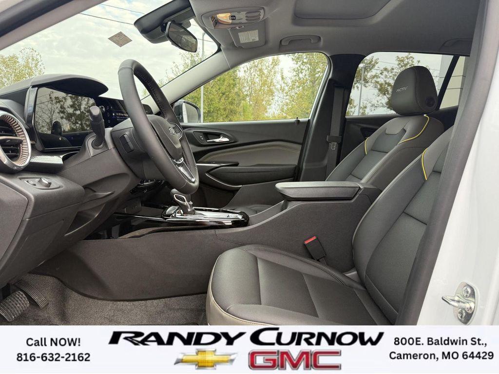 new 2025 Chevrolet Trax car, priced at $26,215