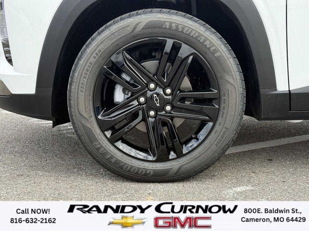 new 2025 Chevrolet Trax car, priced at $26,215