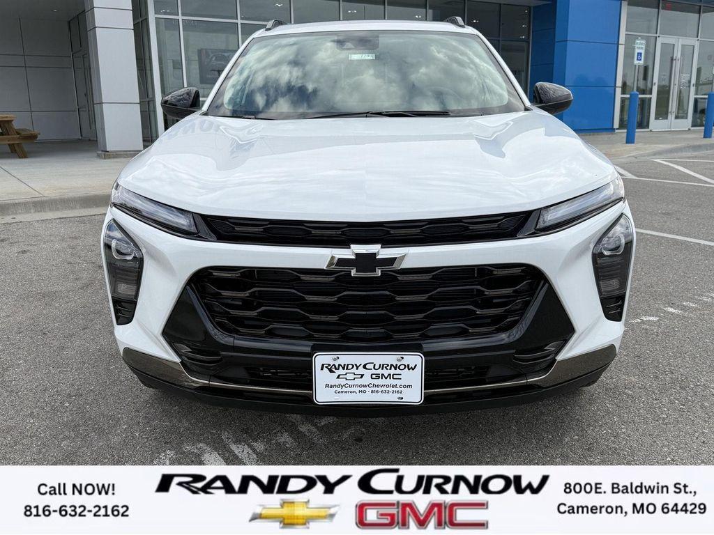 new 2025 Chevrolet Trax car, priced at $26,215