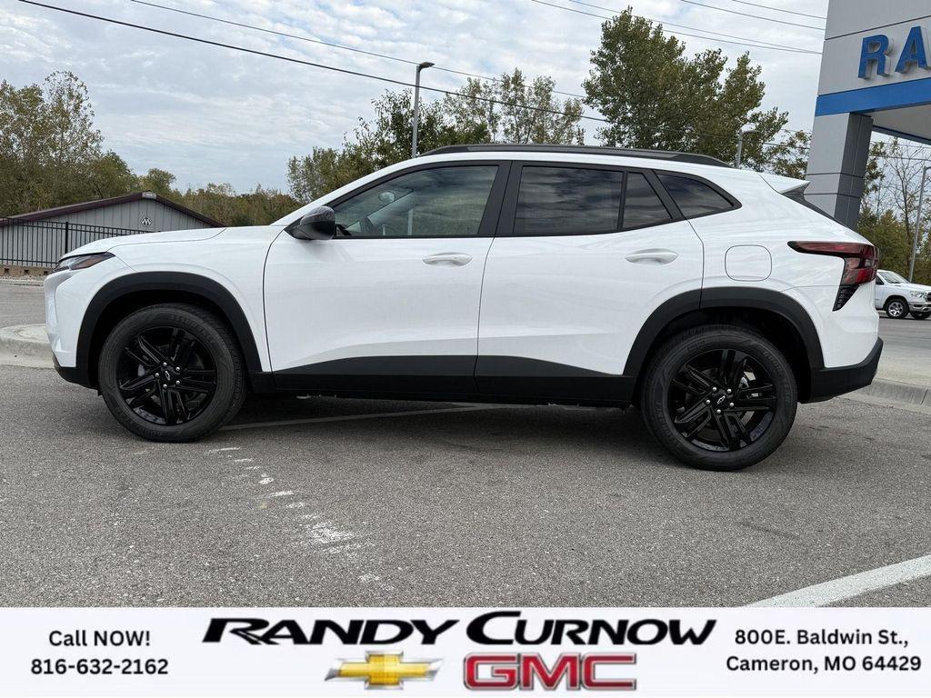 new 2025 Chevrolet Trax car, priced at $26,215