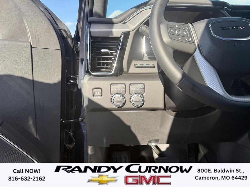 new 2025 GMC Sierra 1500 car, priced at $68,369
