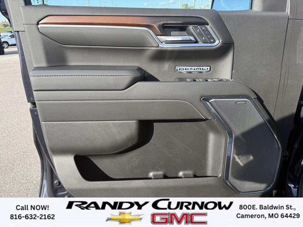 new 2025 GMC Sierra 1500 car, priced at $68,369