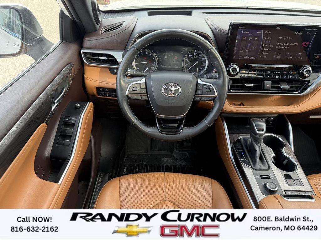 used 2020 Toyota Highlander car, priced at $30,785