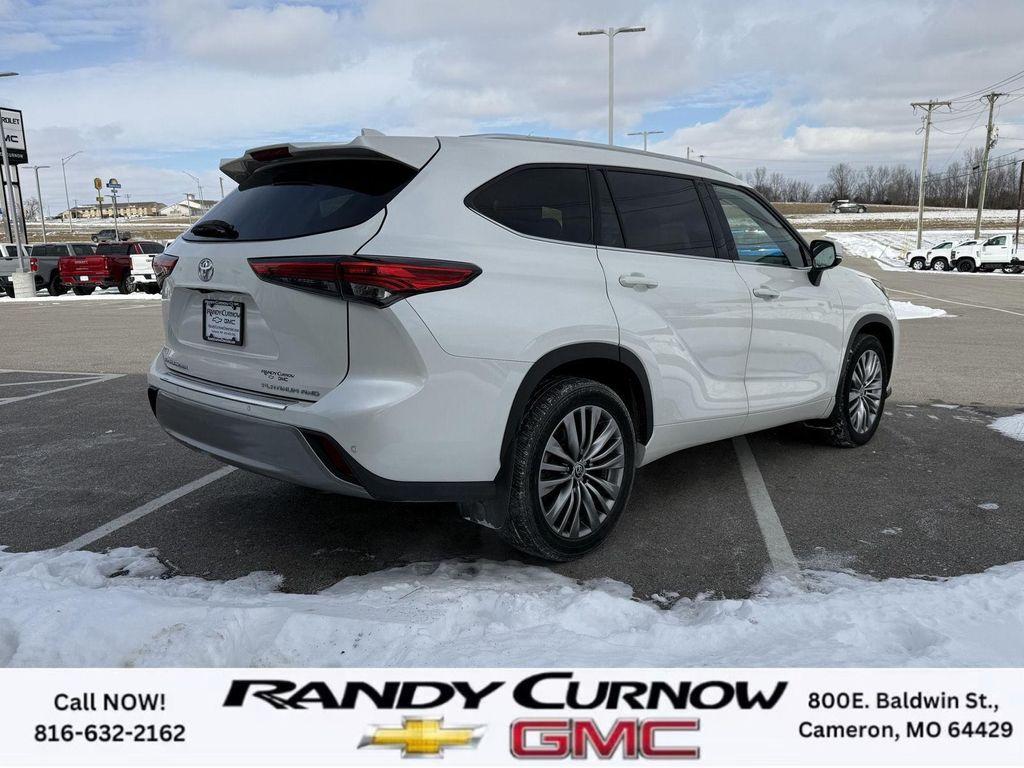 used 2020 Toyota Highlander car, priced at $30,785