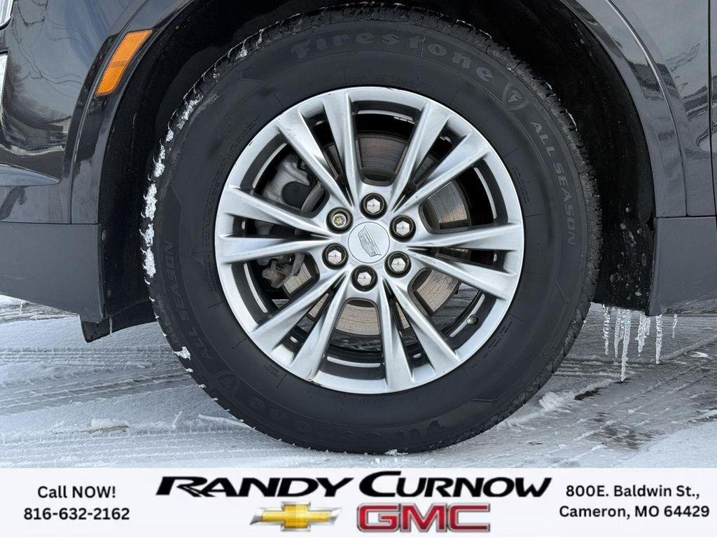 used 2022 Cadillac XT5 car, priced at $28,774