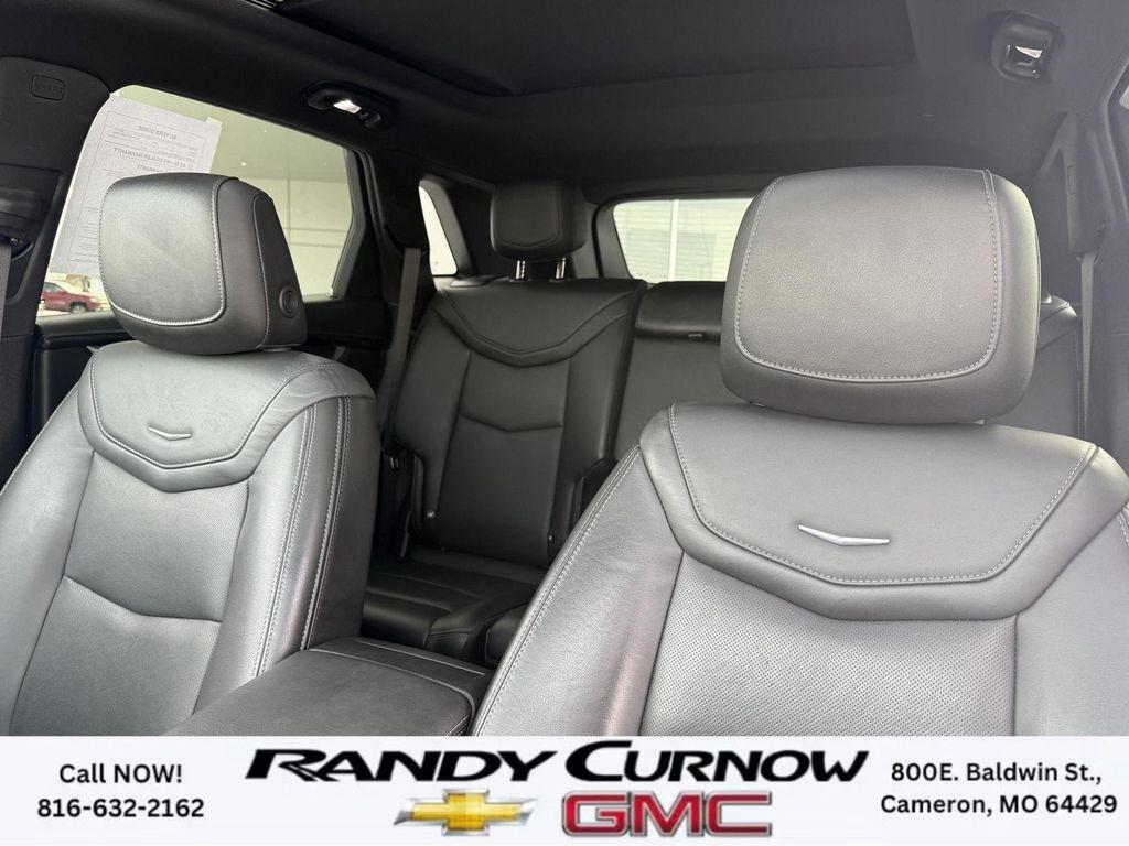 used 2022 Cadillac XT5 car, priced at $28,774