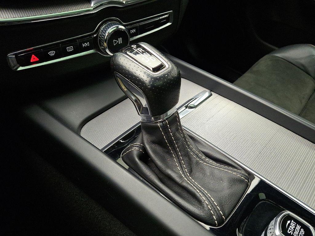 used 2018 Volvo XC60 car, priced at $11,625