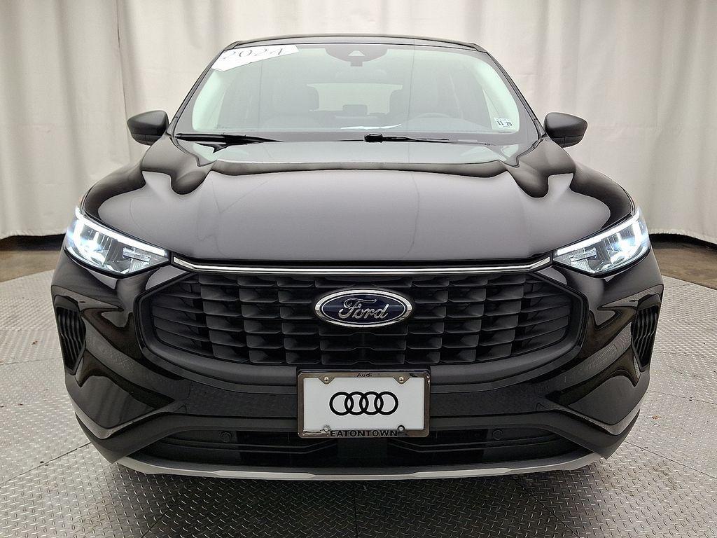 used 2024 Ford Escape car, priced at $22,620