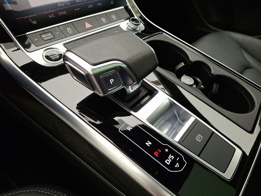 used 2025 Audi Q7 car, priced at $49,582