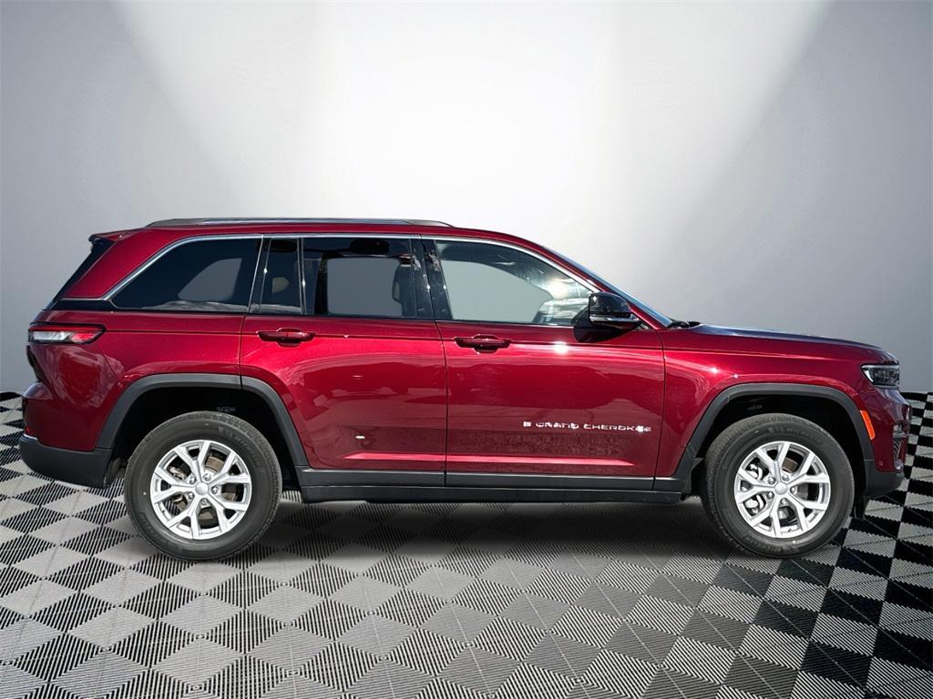 used 2023 Jeep Grand Cherokee car, priced at $27,500
