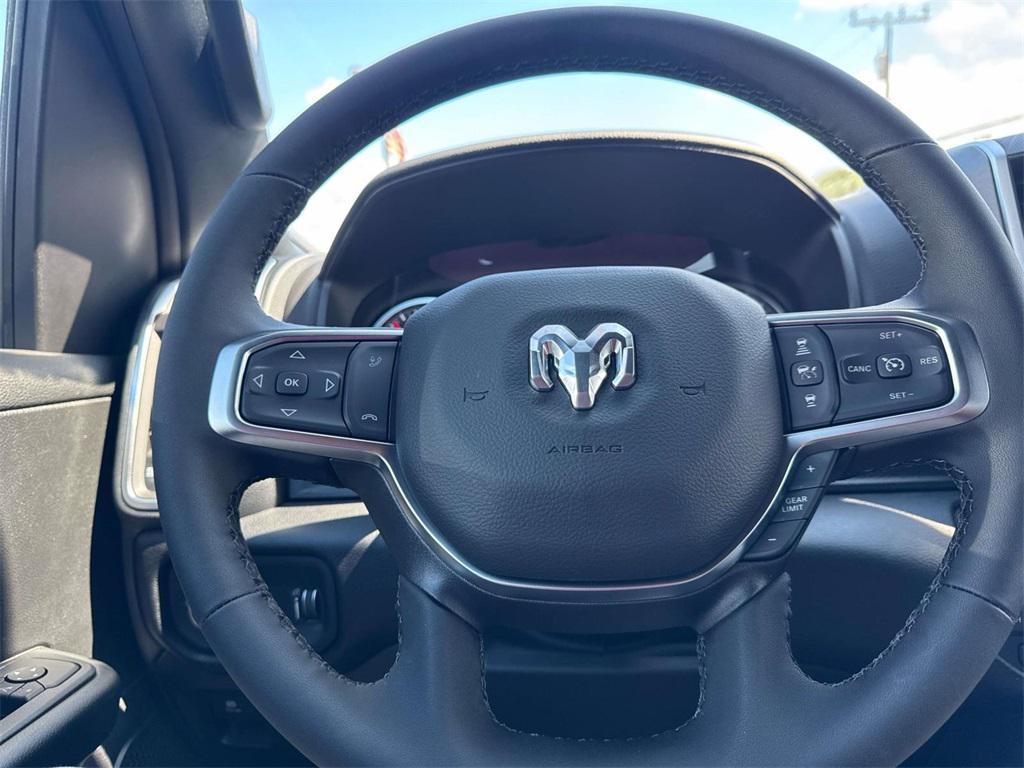 new 2025 Ram 1500 car, priced at $52,737