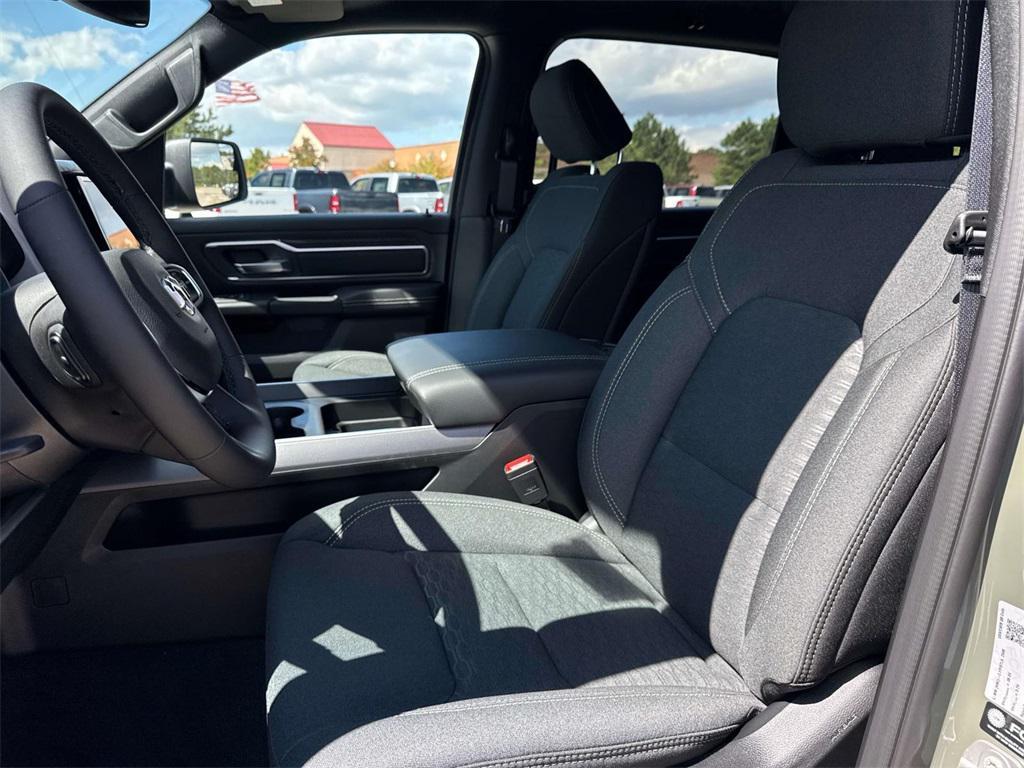 new 2025 Ram 1500 car, priced at $52,737