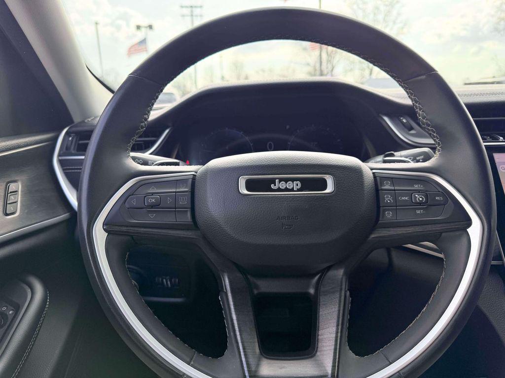 used 2023 Jeep Grand Cherokee car, priced at $26,299