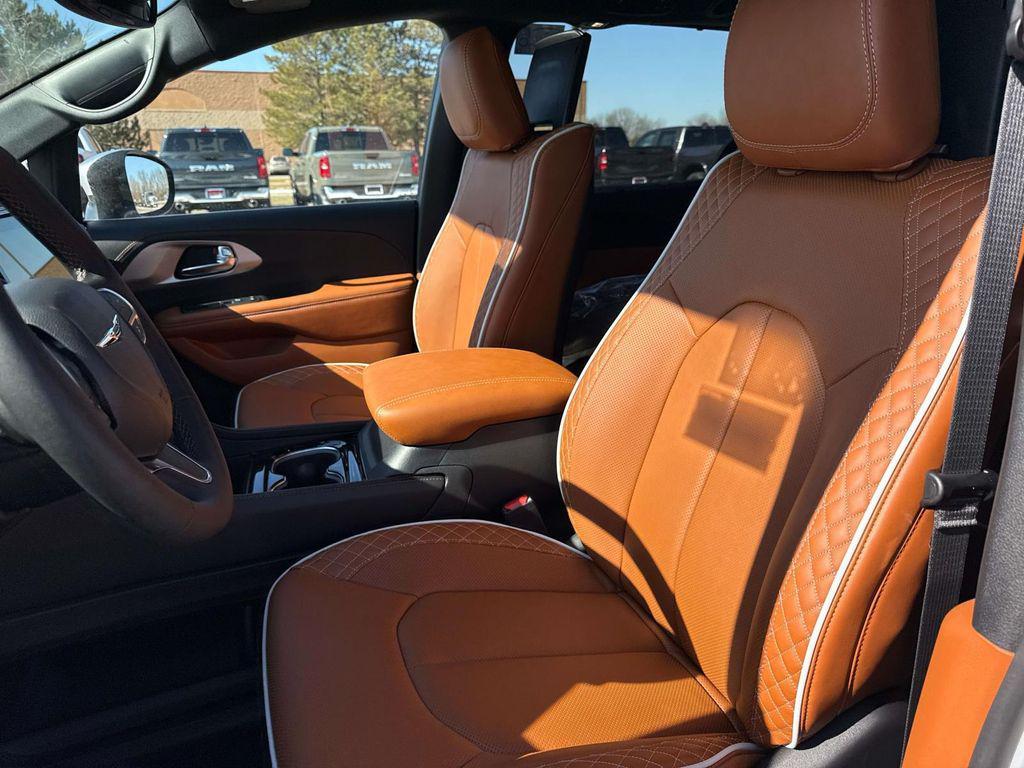 new 2026 Chrysler Pacifica car, priced at $58,714