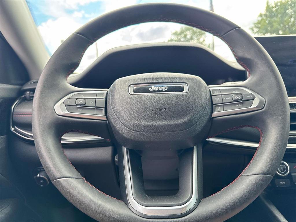 used 2022 Jeep Compass car, priced at $20,000