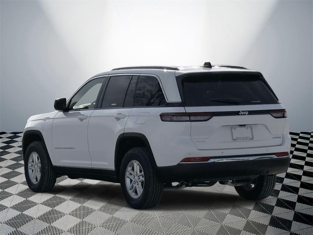new 2025 Jeep Grand Cherokee car, priced at $41,136