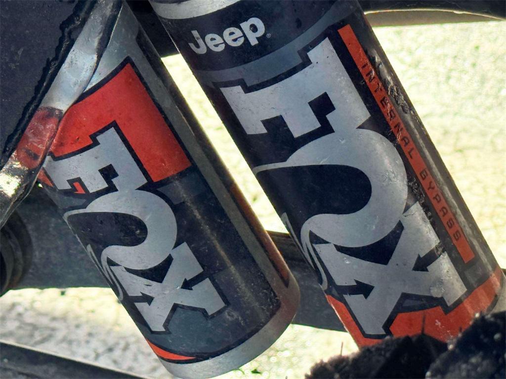 used 2021 Jeep Gladiator car, priced at $32,000