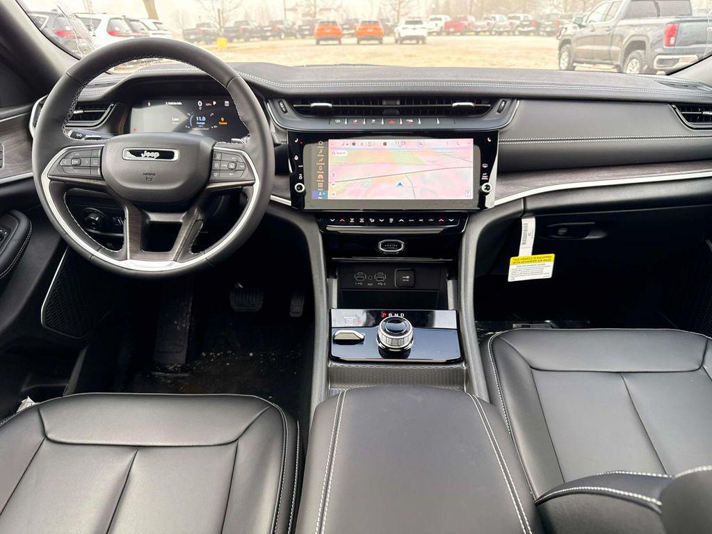 new 2026 Jeep Grand Cherokee car, priced at $52,104