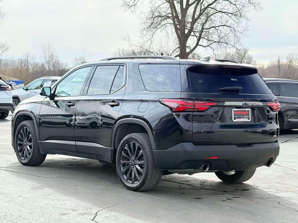 used 2023 Chevrolet Traverse car, priced at $29,799