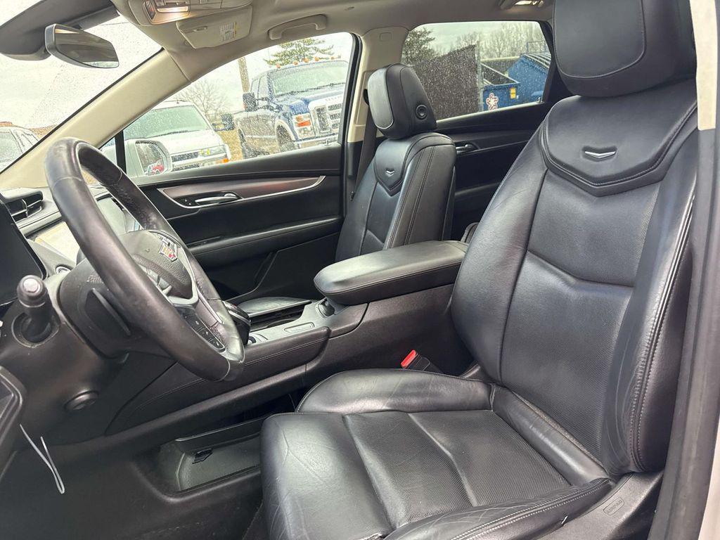 used 2017 Cadillac XT5 car, priced at $16,199