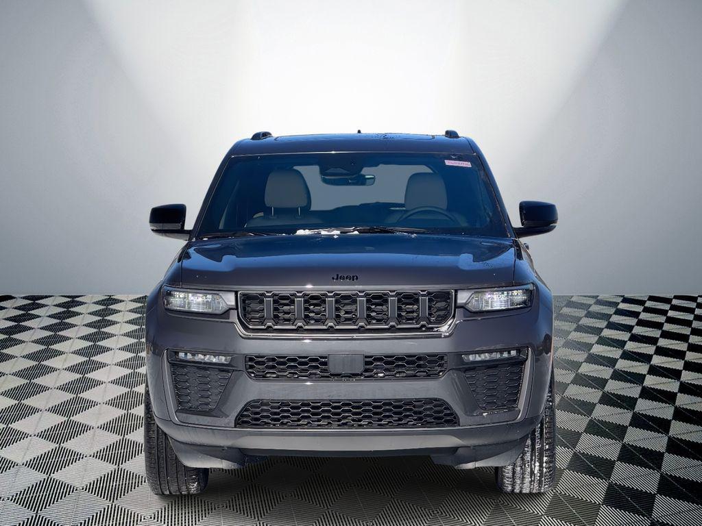 new 2026 Jeep Grand Cherokee car, priced at $52,104