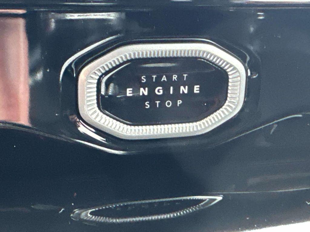 new 2026 Jeep Grand Cherokee car, priced at $46,225