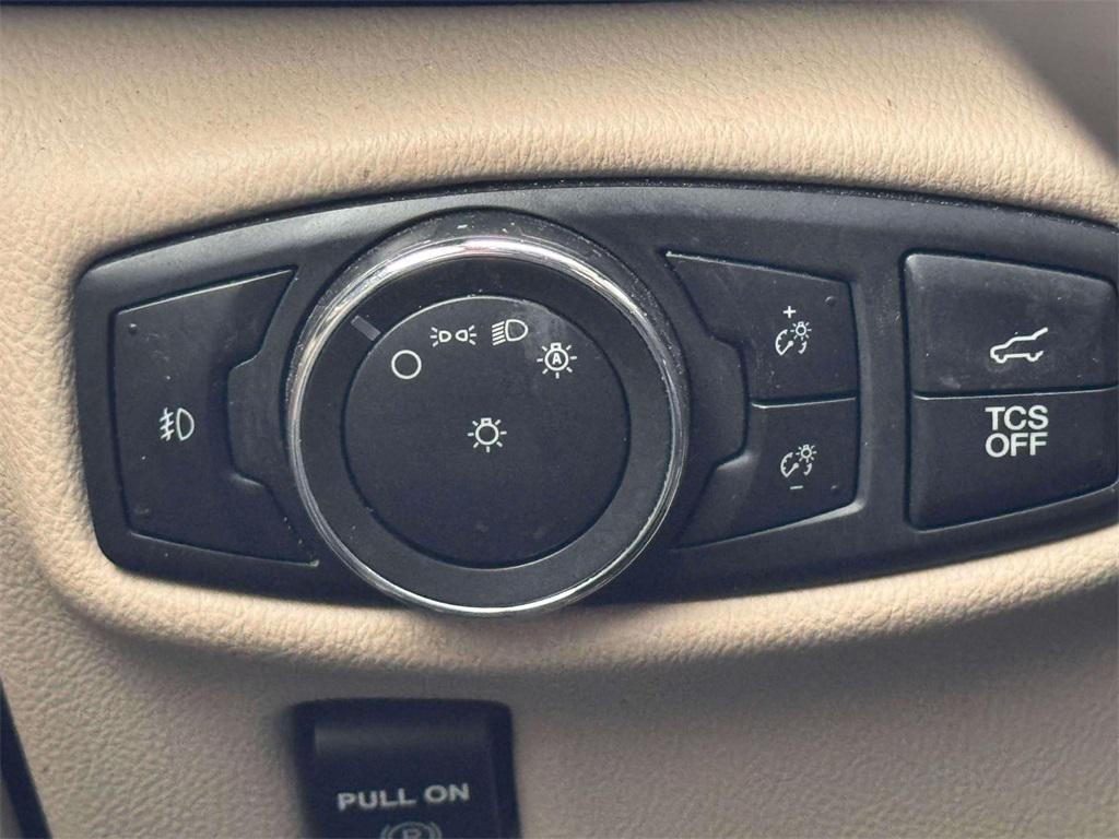 used 2020 Lincoln Nautilus car, priced at $20,000