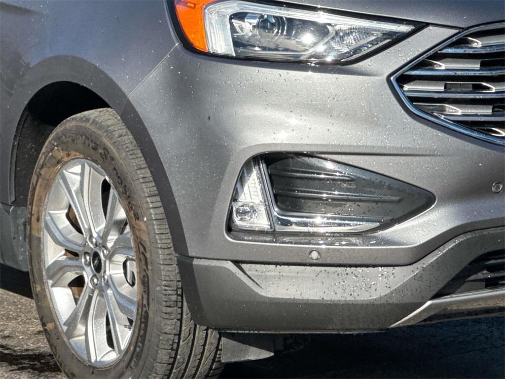used 2024 Ford Edge car, priced at $27,000
