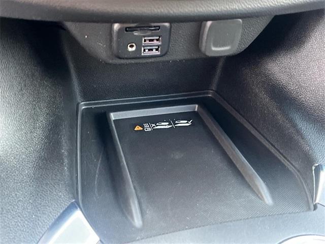 used 2022 Chevrolet Traverse car, priced at $31,570