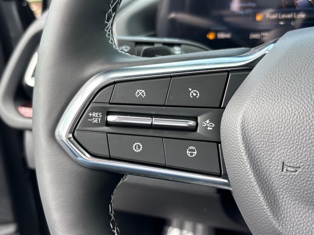 new 2026 Chevrolet Traverse car, priced at $57,015