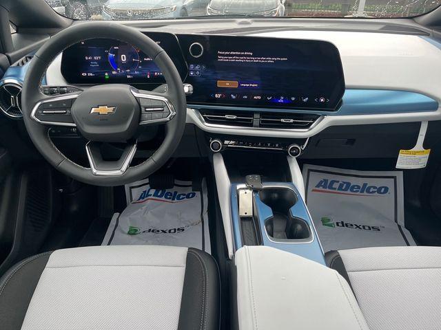 new 2025 Chevrolet Equinox EV car, priced at $38,930
