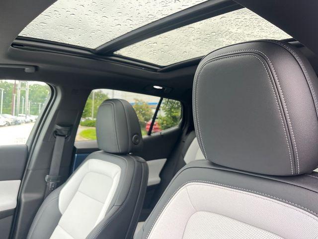 new 2025 Chevrolet Equinox EV car, priced at $38,930