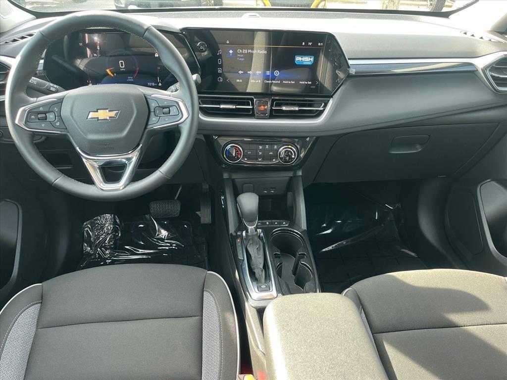 used 2025 Chevrolet TrailBlazer car, priced at $25,143